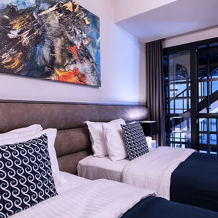 Nabu Karakoey Hotel 3*