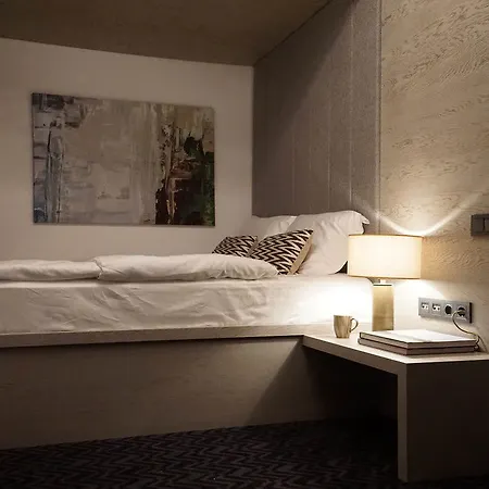 Hotel Nabu Karakoey 3*