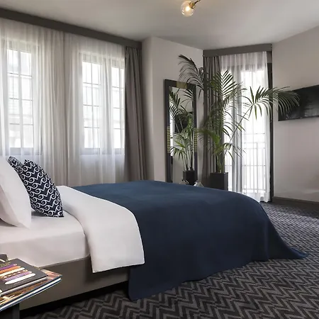 Отель Nabu Karakoey 3*