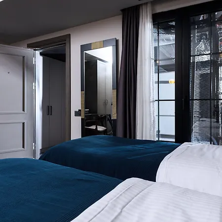 Отель Nabu Karakoey 3*